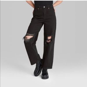Black distressed jeans - High waisted - Brand new